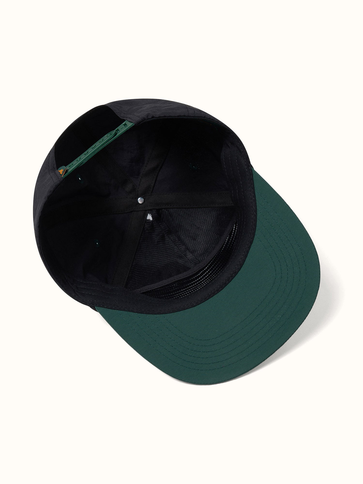 Knock Off Nylon Mid Cap Black / Pine